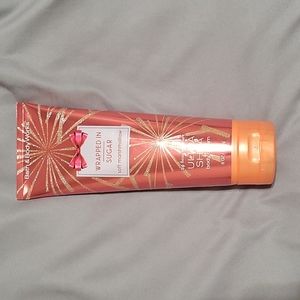 New Bath and Body Works Wrapped in Sugar body cream